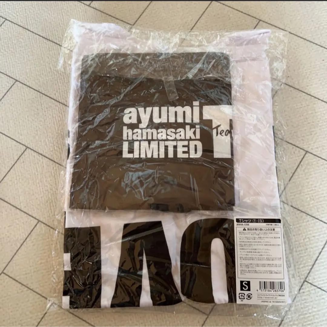 浜崎あゆみ　TA限定 フェイスタオル Amazon.co.jp: 浜崎あゆみ TAツアーグッズ Tシャツ(S) フェイスタオル