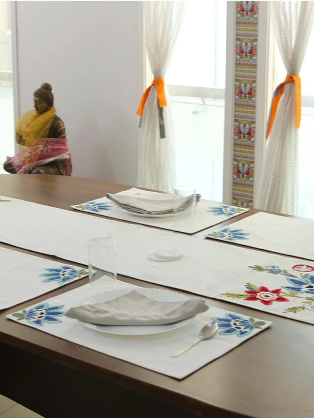 Izaafa mbroidered Table Linen Set for Dining Table (14"x72") (Hand Embroidered) 1