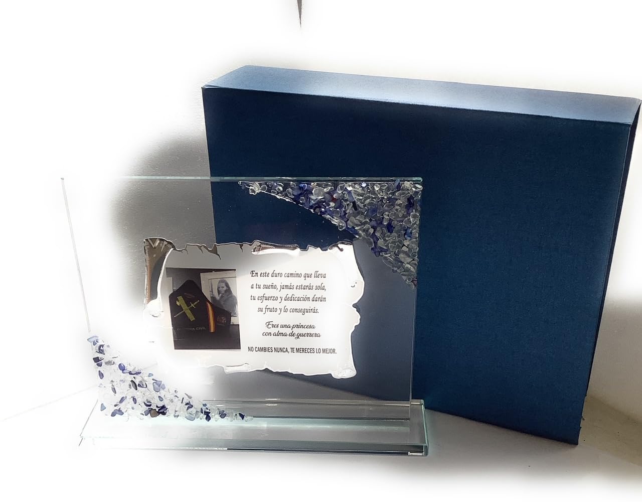 Curia Grabador Placa de Homenaje Cristal Personalizada, 26x21cm Jubilación, Cumpleaños, Bodas de Oro, Agradecimiento y Cualquier Evento - Incluye Elegante Caja de Presentación