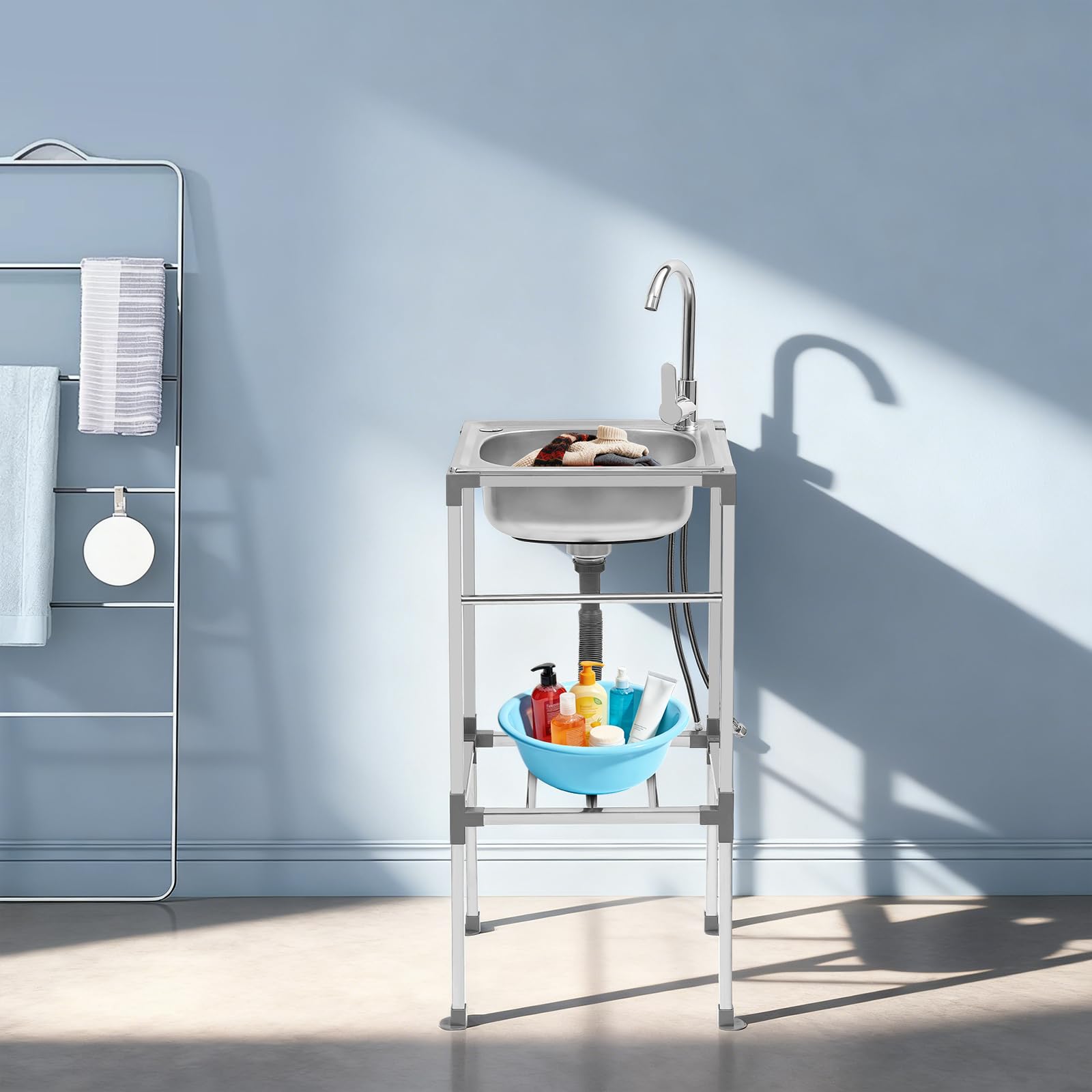 Fregadero de cocina moderno de acero inoxidable con dispositivo de drenaje y dispensador de jabón, orificio de instalación, uso universal para interiores, exteriores, cocinas, bares y restaurantes