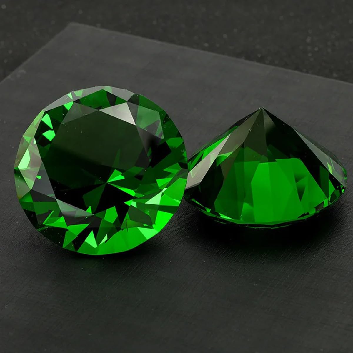 homeemoh Crystal Diamond Paperweight 30mm (1.18