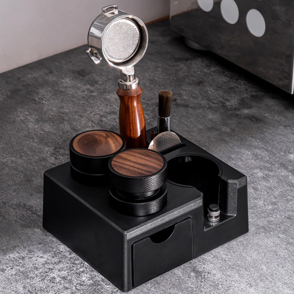 Tamper Station Universal para Barista 51-58mm | Soporte de Apisonamiento de Espresso con Agitador y Cepillo para Guardar el Tamper de Espresso, Dispensador, Portafiltros
