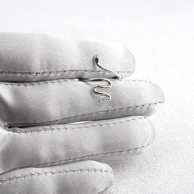 蛇 へび デザイン リング 指輪 おしゃれ ホワイト ゴールド 婚約指輪 ピンキーリング - 画像 (5)