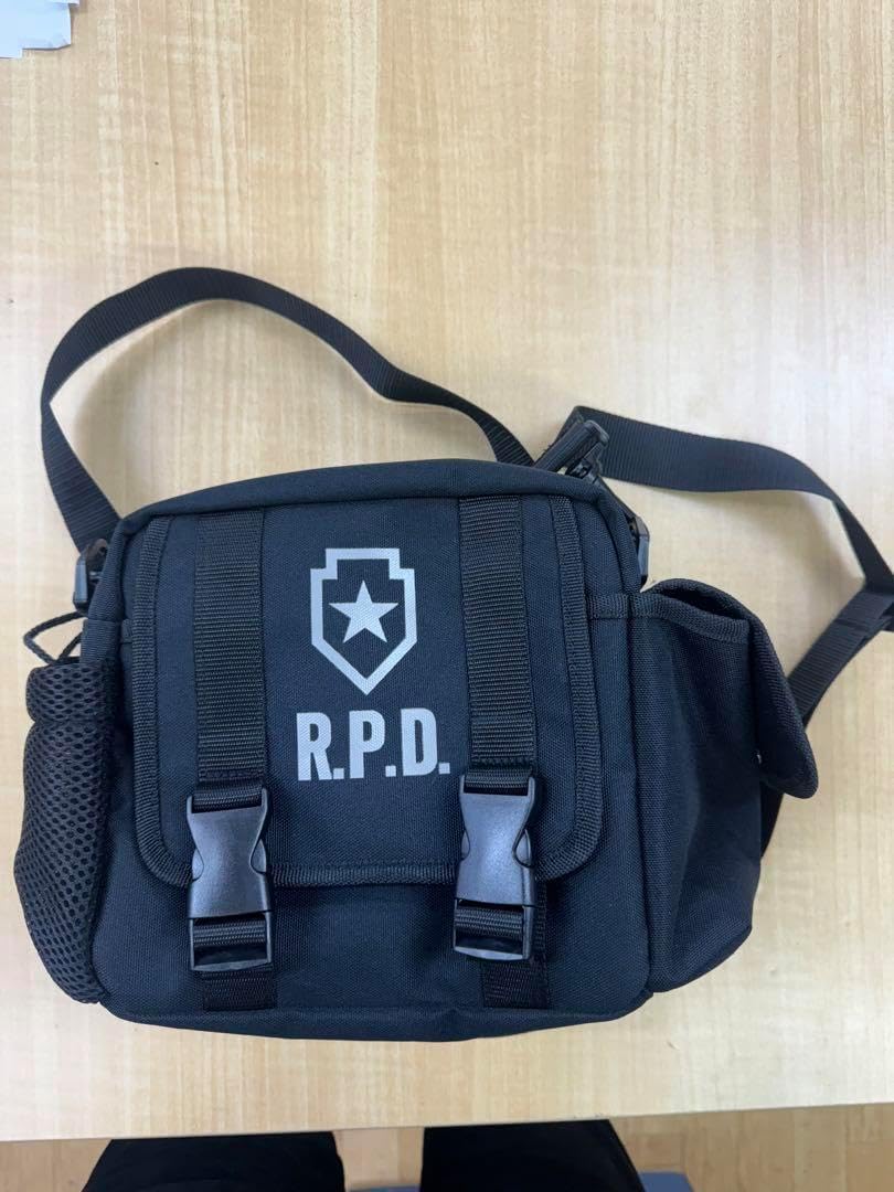 バイオハザード　RPD 3Wayバッグ　ユニバーサルスタジオ　USJ 71TgQUjAACL._UF350,350_QL80_.jpg