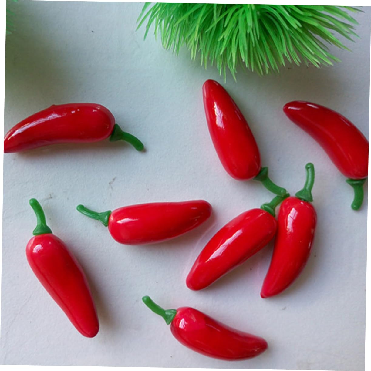 Alipis 500 Pièces Poivre Artificiel Faux poivrons Ornements de Piment décors de Ferme Nourriture Decoration Cuisine décoration Cuisine Ornement de Piment Fort Jouets végétaux Mousse Rouge