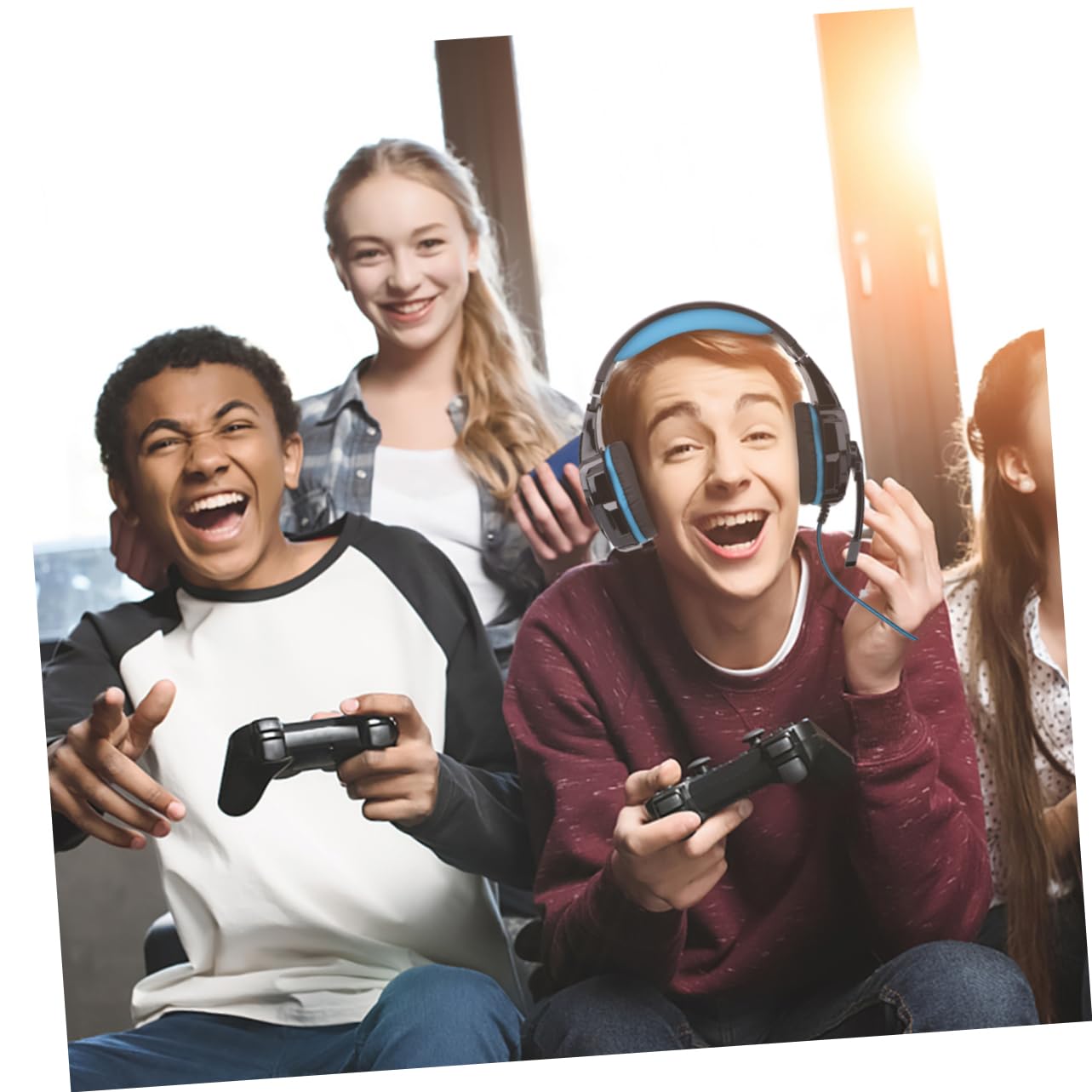 Gadpiparty 1pezzi Cuffie Gaming Over-ear Luminescent Con Microfono e Cavo Di Adattamento Comfort Estremo Per Lunghe Sessioni Di Gioco Isolamento Acustico Eccellente Materiali Amici Della