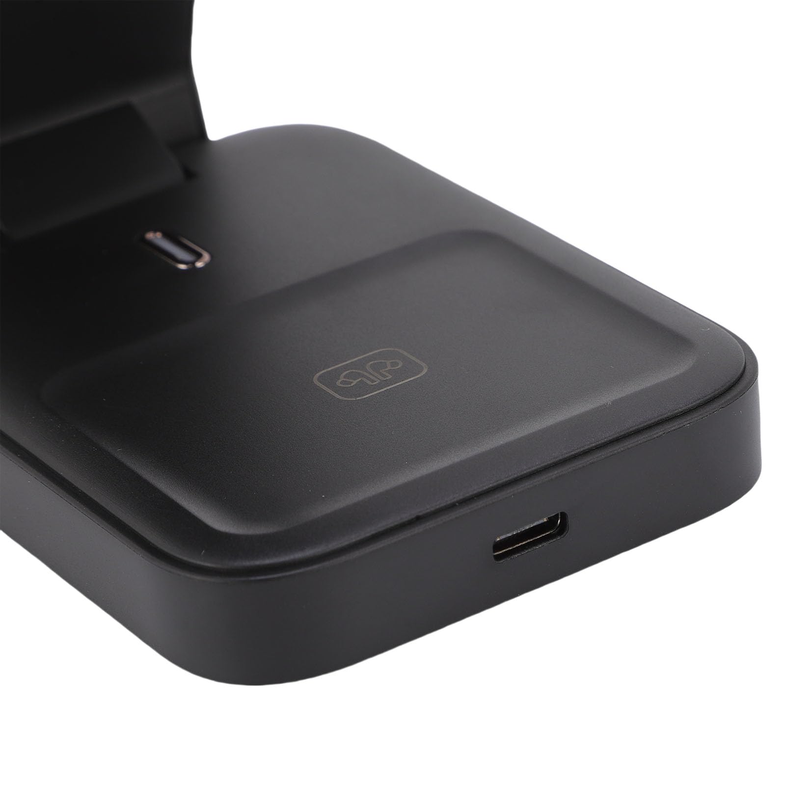 Generic Supporto di Ricarica Wireless Universale da 15 W Dock per Caricabatterie Rapido 3 in 1 Compatibile con Telefoni IOS Stazione di Ricarica da Tavolo per la Lettura in Streaming Bianco