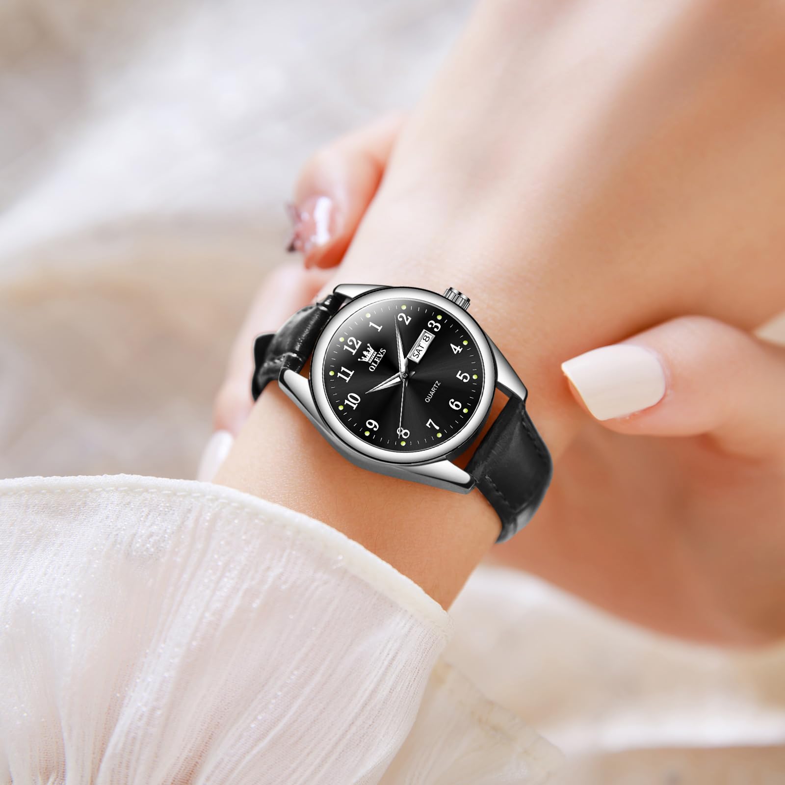 OLEVS Orologio da donna in pelle, al quarzo, con quadrante piccolo, delicato e alla moda, classico, con data e numeri romani, semplice, elegante, analogico, impermeabile, da donna (bianco/blu)