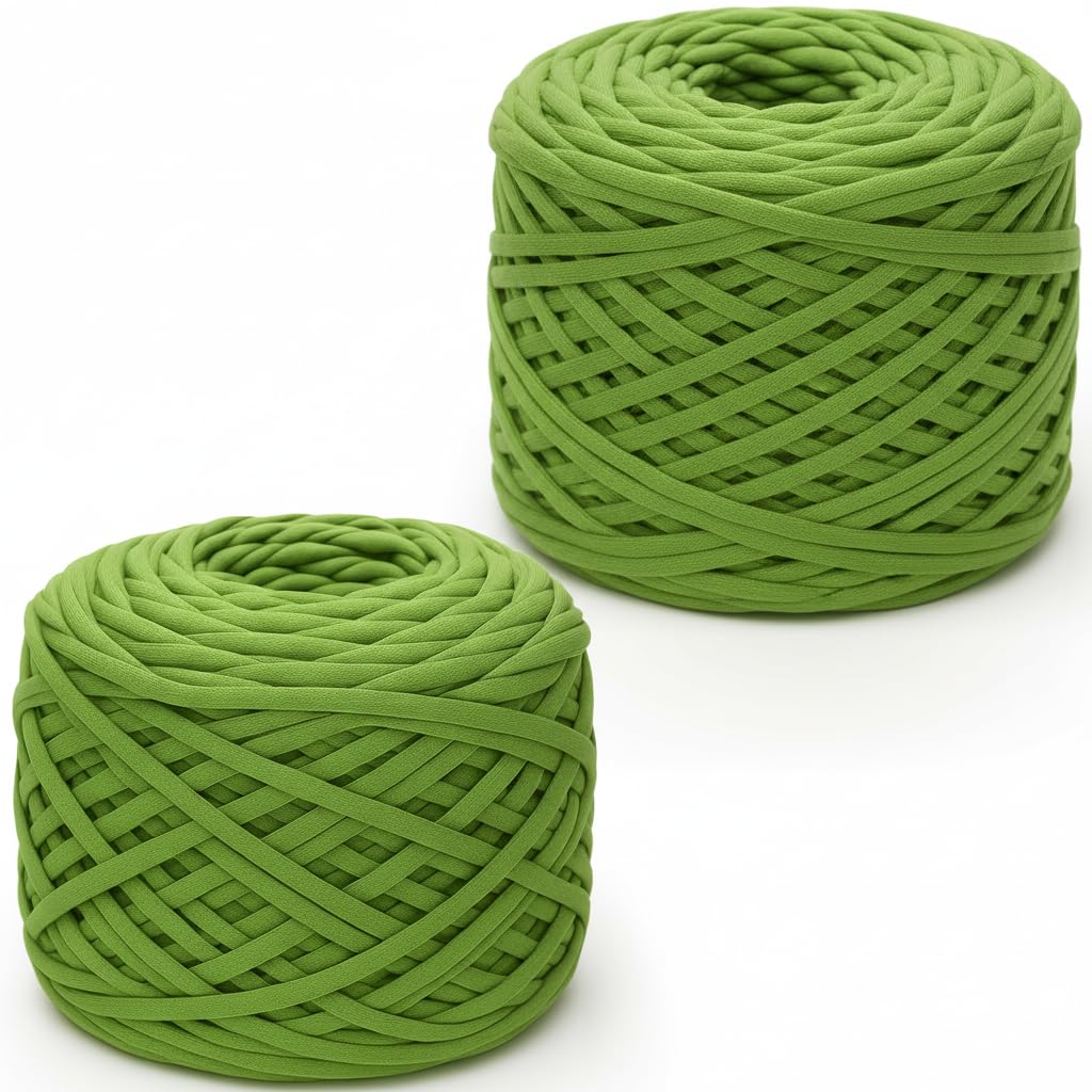 Xtrillogen 2 x 285g T Shirt Yarn,Chunky Yarn for Hand Knitting,Chunky Wool Knitting Kit,Tshirt Yarn for Crochet Wool Bags,Blankets,Baskets & DIY Home Decor (Dark Green) — image 1