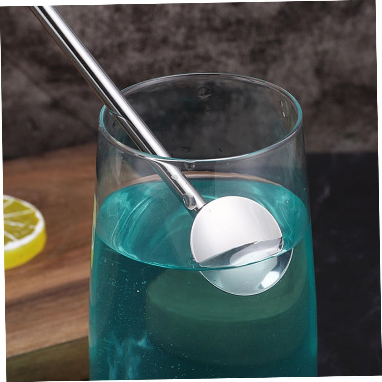 Stainless Steel Cocktail Shaker with Stand Versatile Bartender Tools for Home and Bar Use Use Drink Mixer for Cocktails and Shakers