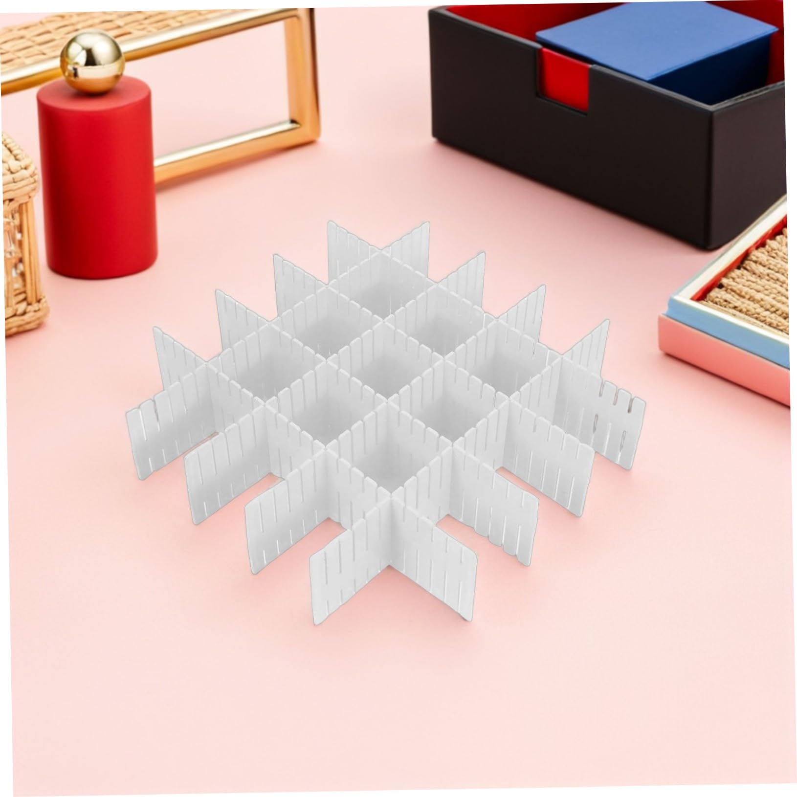 Gatuida 16 Pezzi Organizzatori Cassetto Regolabili Separatore Bianco Flessibile per Biancheria Intima Calze Sciarpe e Trucco con Layout Griglia DIY per Cucina Bagno e Camera da Letto
