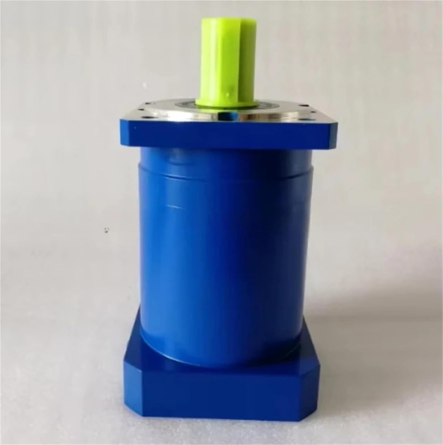 PLF Series 40mm Motor Speed Reducer Servo Planetary Gearbox with High Precision & Tq Spur Gearing Arrangement