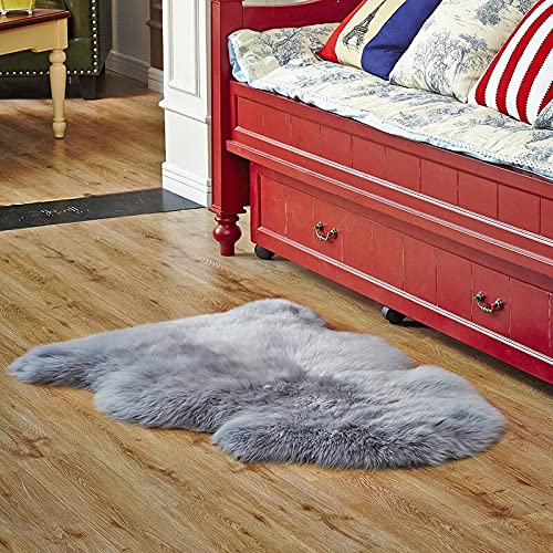 Huahoo Premium Genuine Sheepskin Rug Grey Real Australia Sheepskin Natural Lambskin Fur Area Rug Seat Covers For Kids Bedroom Sofa Chair Cover Pets Dogs Mat Single Pelt/2'X 3' Silver Grey thumb #4