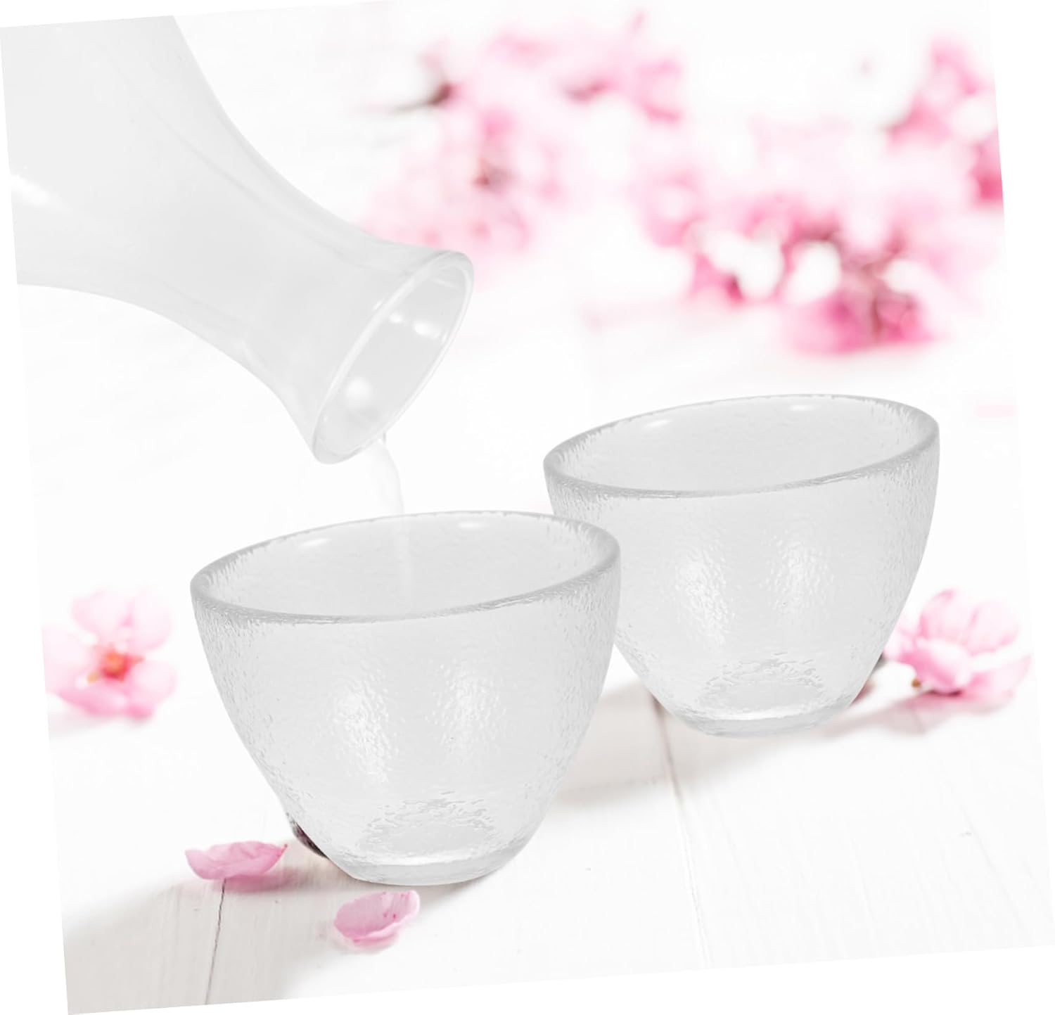 Japanese Sake Set Include 1 Tokkuri Bottle and 4 Ochoko Cups Sake Pot for Hot or Cold Sake Traditional Tea Cup