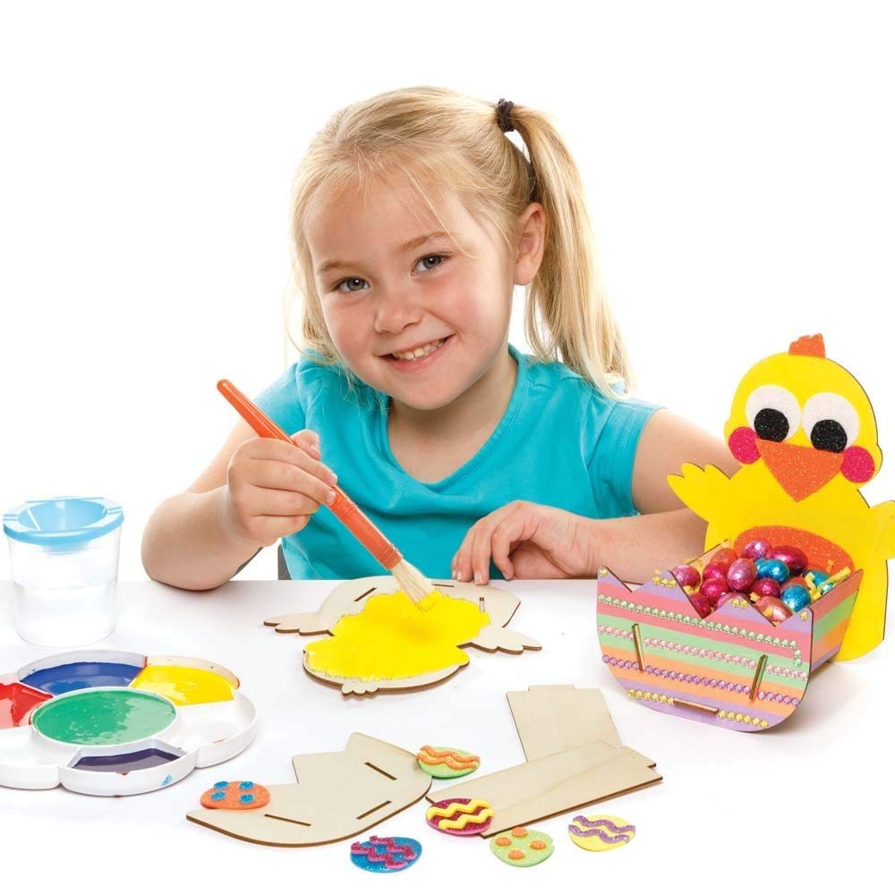 Baker Ross AX807 - Decorazioni pasquali in legno, confezione da 12 pezzi, per realizzare e dipingere, decorare e esporre i bambini