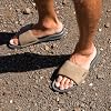 REEF Sandalias slide One para hombre 4