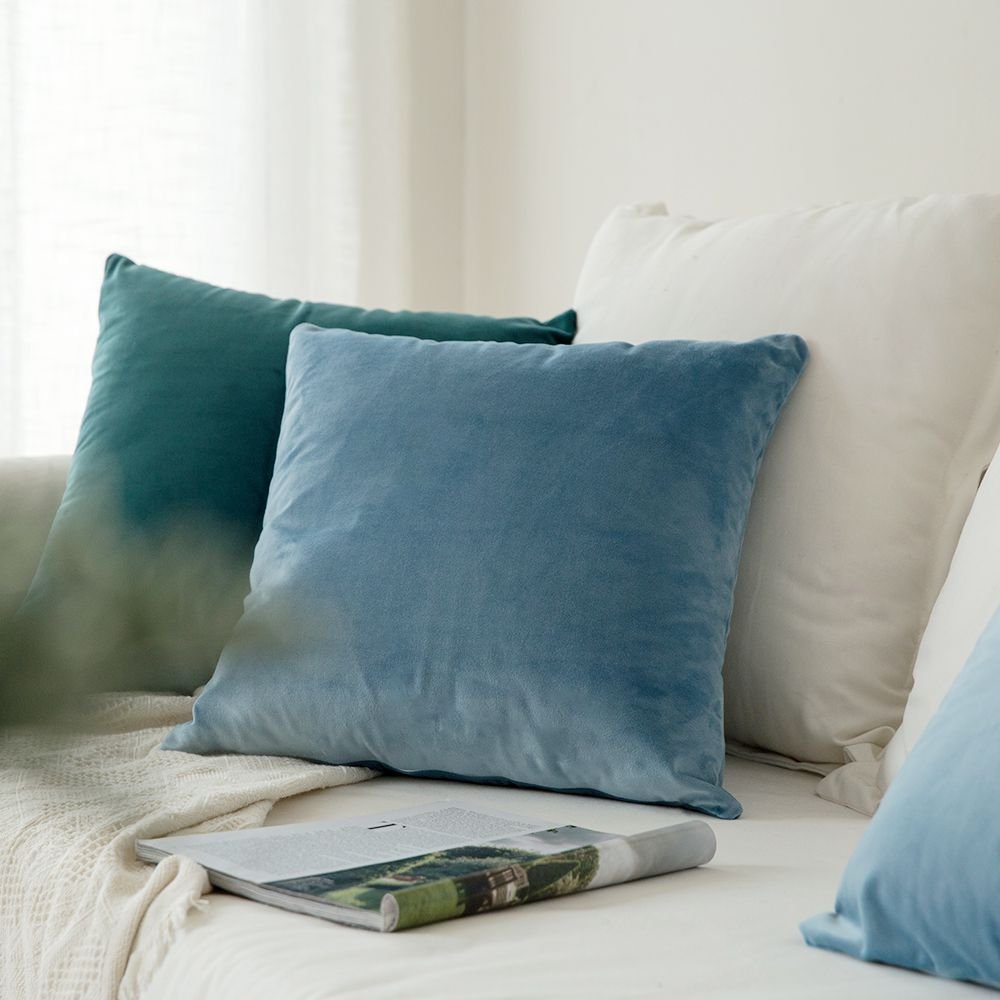 MIULEE Federe Cuscini in Velluto a Coste per Camera da Letto Copricuscini per Decorativi Federe per Divano Letto Matrimoniale Arredo Moderne eleganti Casa 2 Pezzi 40X60 Cm Grigio Chiaro
