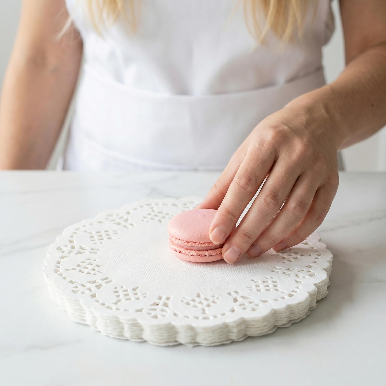 50 Stück Tortendeckchen Aus Papier – Rund, ölabsorbierend, 26,7 Cm Durchmesser, Mit Spitzenmuster – Zum Backen, Frittieren Und Servieren