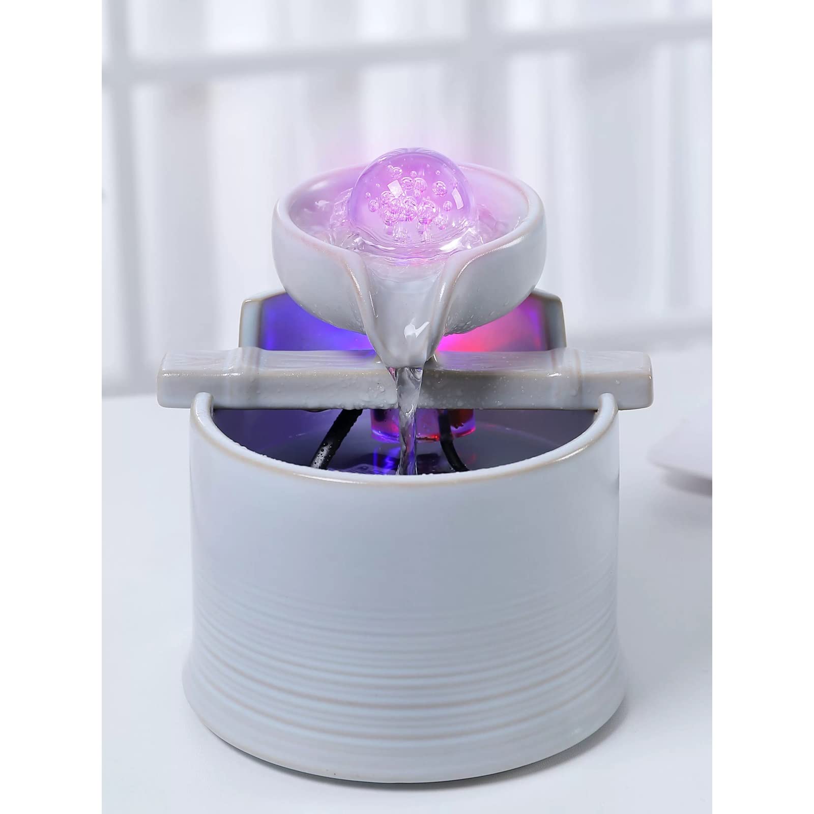 Fuente de Interior Mini fuente de mesa de cerámica for interiores Fuente de agua interior moderna for sala de estar, oficina o dormitorio con luces y bomba sumergible eléctrica, 6,4 pulgadas de alto F