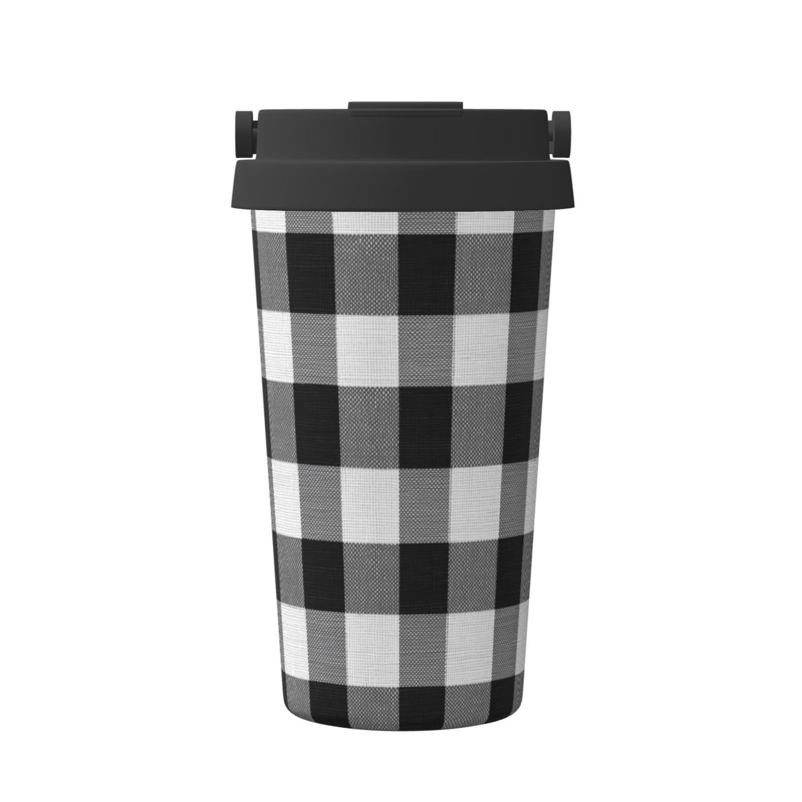 Taza de café aislada para viajes y oficina con diseño a cuadros blanco y negro