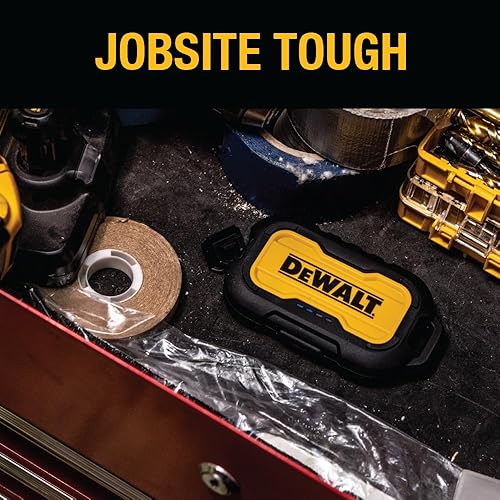 Miniatura 7 de DEWALT Cargador portátil resistente, batería de 10,000 mAh con puerto USB-C para iPhone 1616 Plus16 Pro16 Pro Max, iPhone 151413, Samsung Galaxy