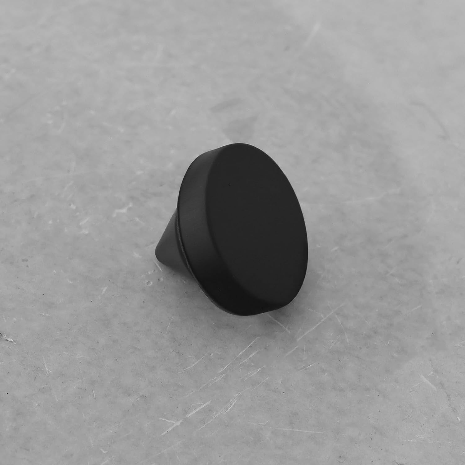 20PCS Rubber Push-In Feet Outer Diameter 13mm Inner Diameter 6.2mm Foot Thickness 2.7mm Suitable for 1/4 Inch Hole for Household Appliances Furniture Black