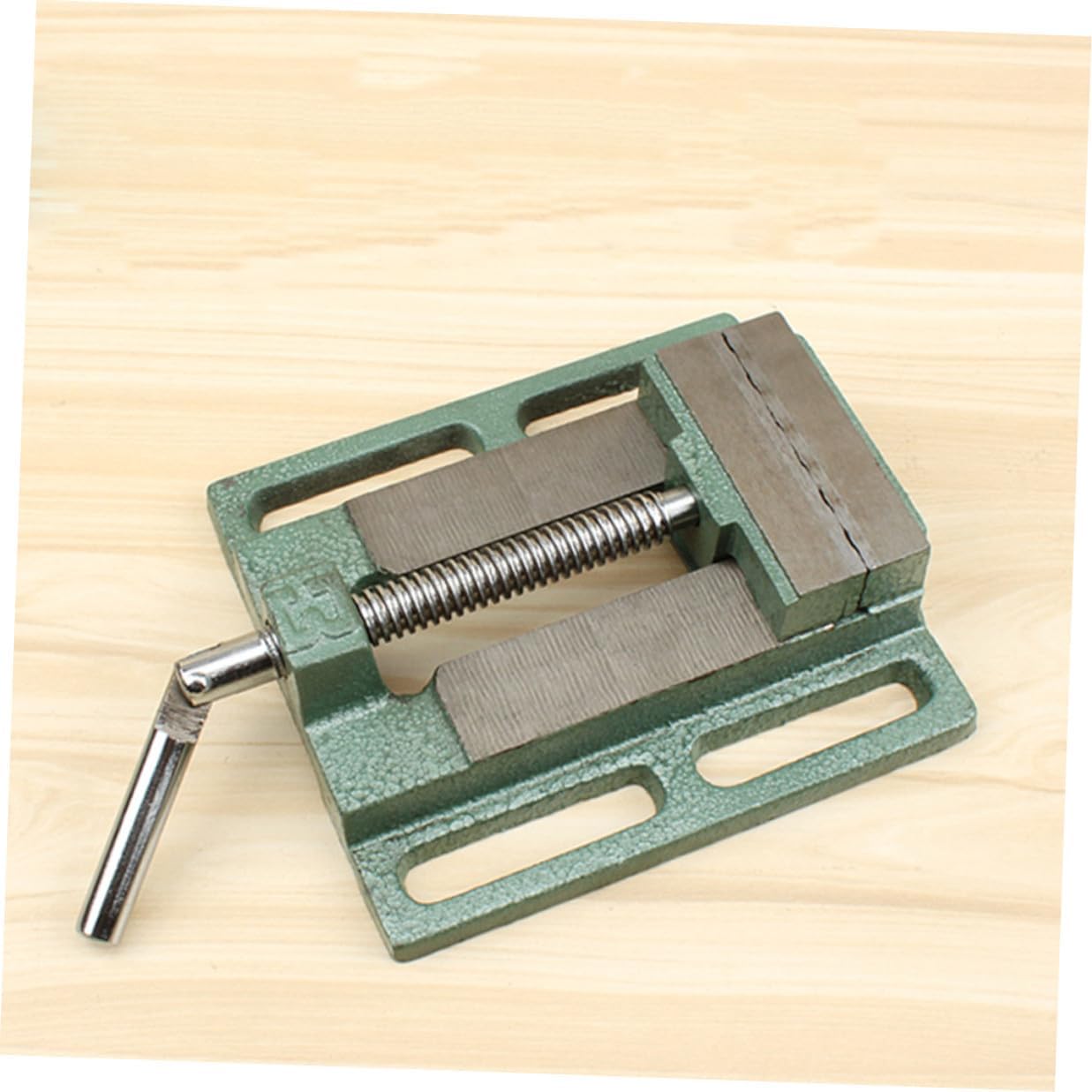 Alipis 5 Inch Table Vise Bench Clamp for Woodworking and Drilling, Cast Iron Drill Press Vise, Small Bench Clamp for Milling Machine, Grey