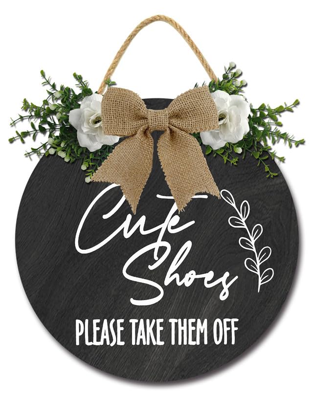 Geroclonup Cute Shoes Please Take Them Off Sign for Front Door 28cm Funny Welcome Wreath Round Wood Hanging Shoes Off No Shoes Sign for Home Porch Entrance Decoration