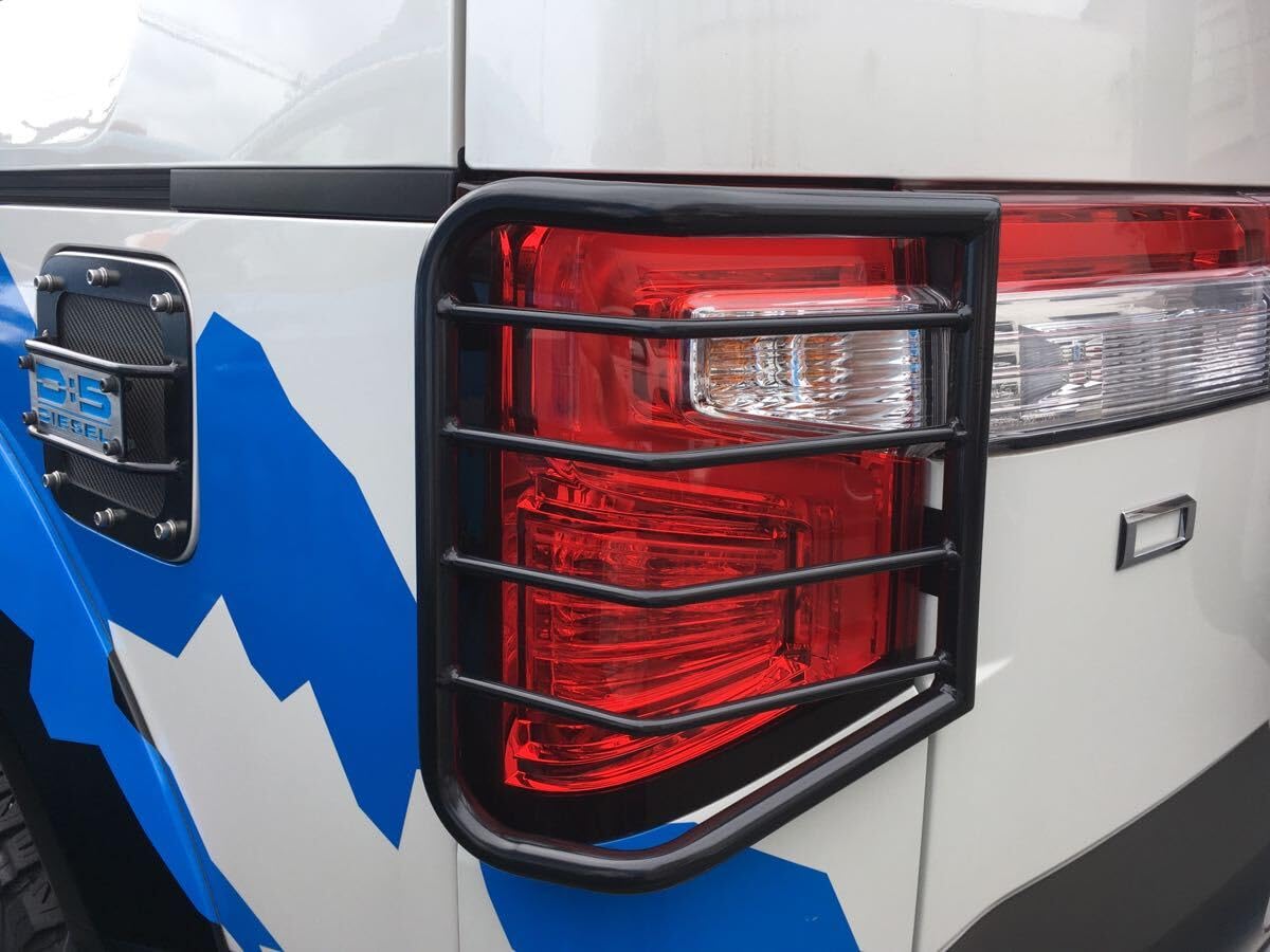 Amazon.co.jp: デリカD:5後期車用テールレンズガードロードハウス