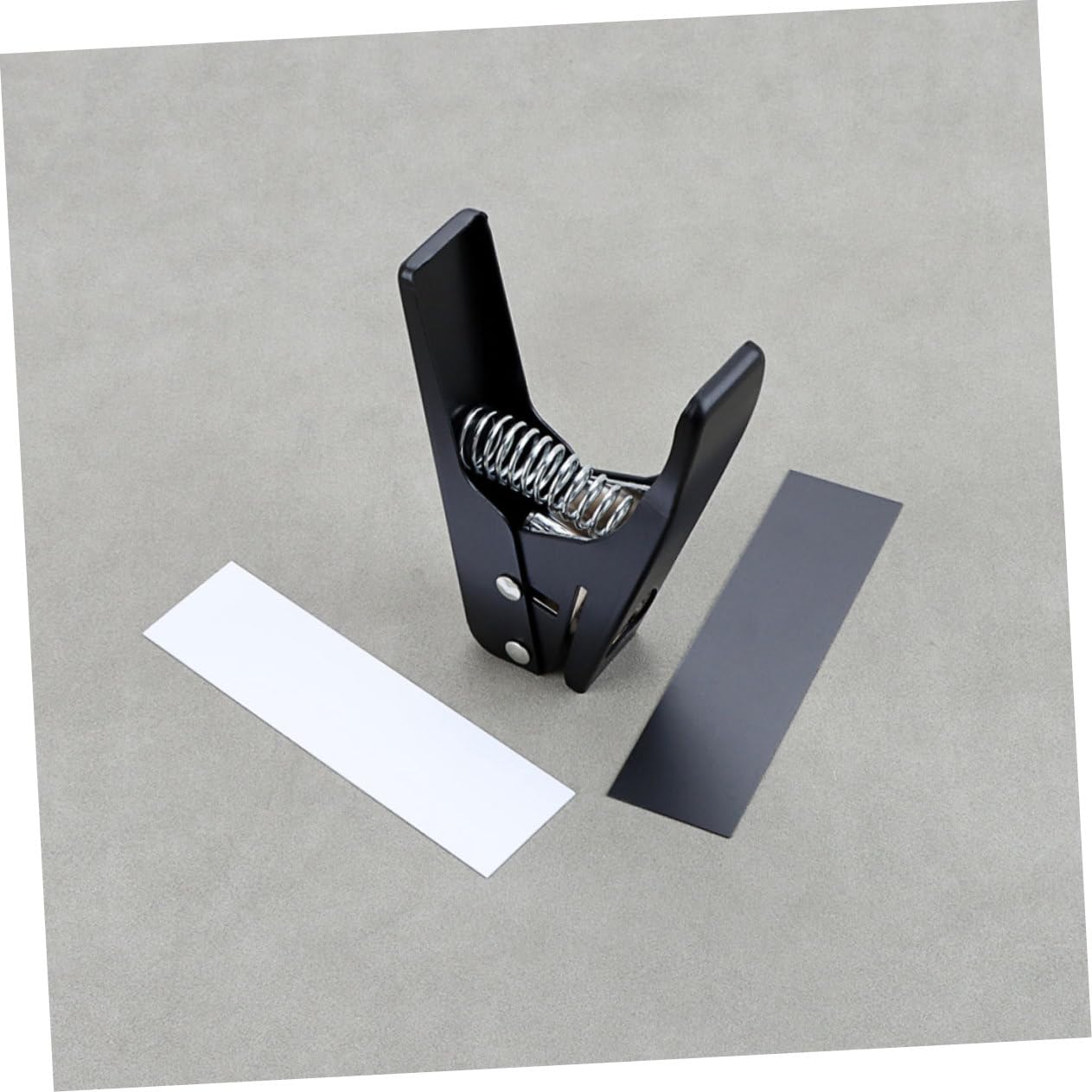 Kisangel Plettratrice Per Chitarra Strumento Di Fabbricazione Fai Da Te Per Basso Per Creazione Di Plettri Personalizzati Gadget Per Chitarra Regalo Per Chitarristi