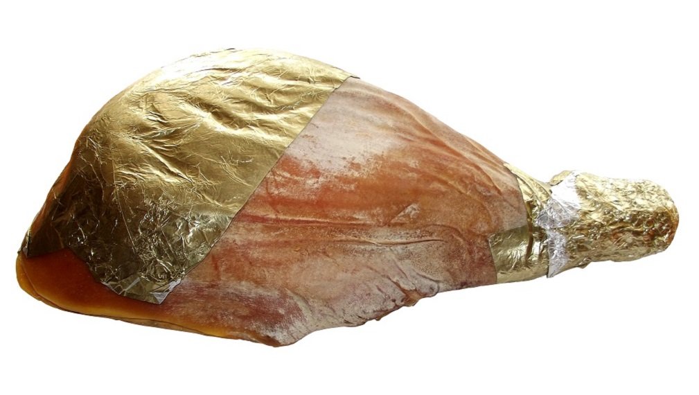 Lot N°67 : JAMBON SERRANO AVEC OS S/PATTE 10 MOIS ENV. 7 KG ET SON SUPPORT
