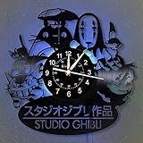 【Einzigartiges Design】 - Die Uhr besteht aus einer echten Recycling-Schallplatte. Größe: 30 cm * 30 cm, Farbe: Schwarz. Bitte beachten Sie, dass das Zifferblatt ein Aufkleber ist. 1 AA-Batterie ist nicht im Lieferumfang enthalten.