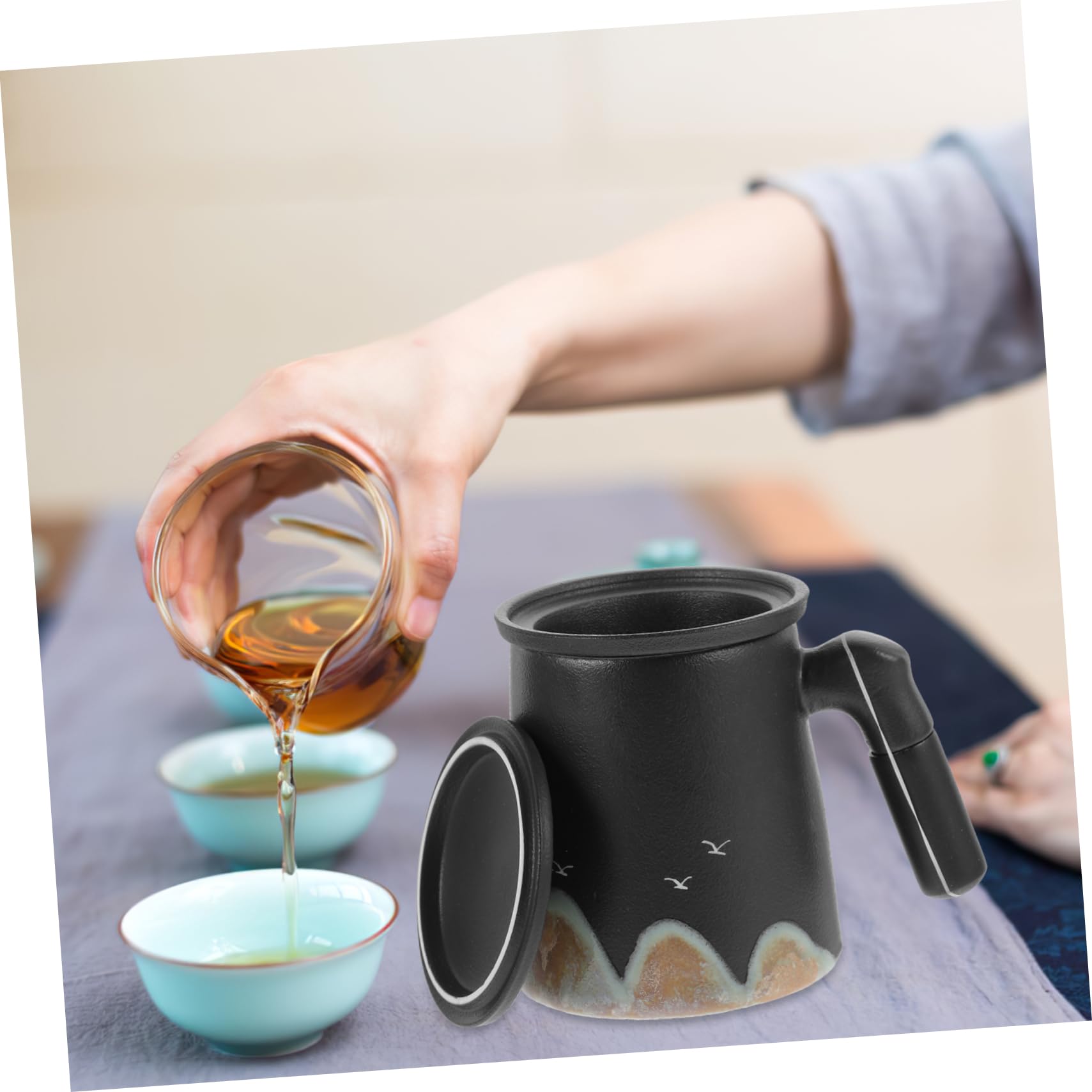DECHOUS Tasse à Thé en Céramique 410ml avec Couvercle et Séparateur, Noire