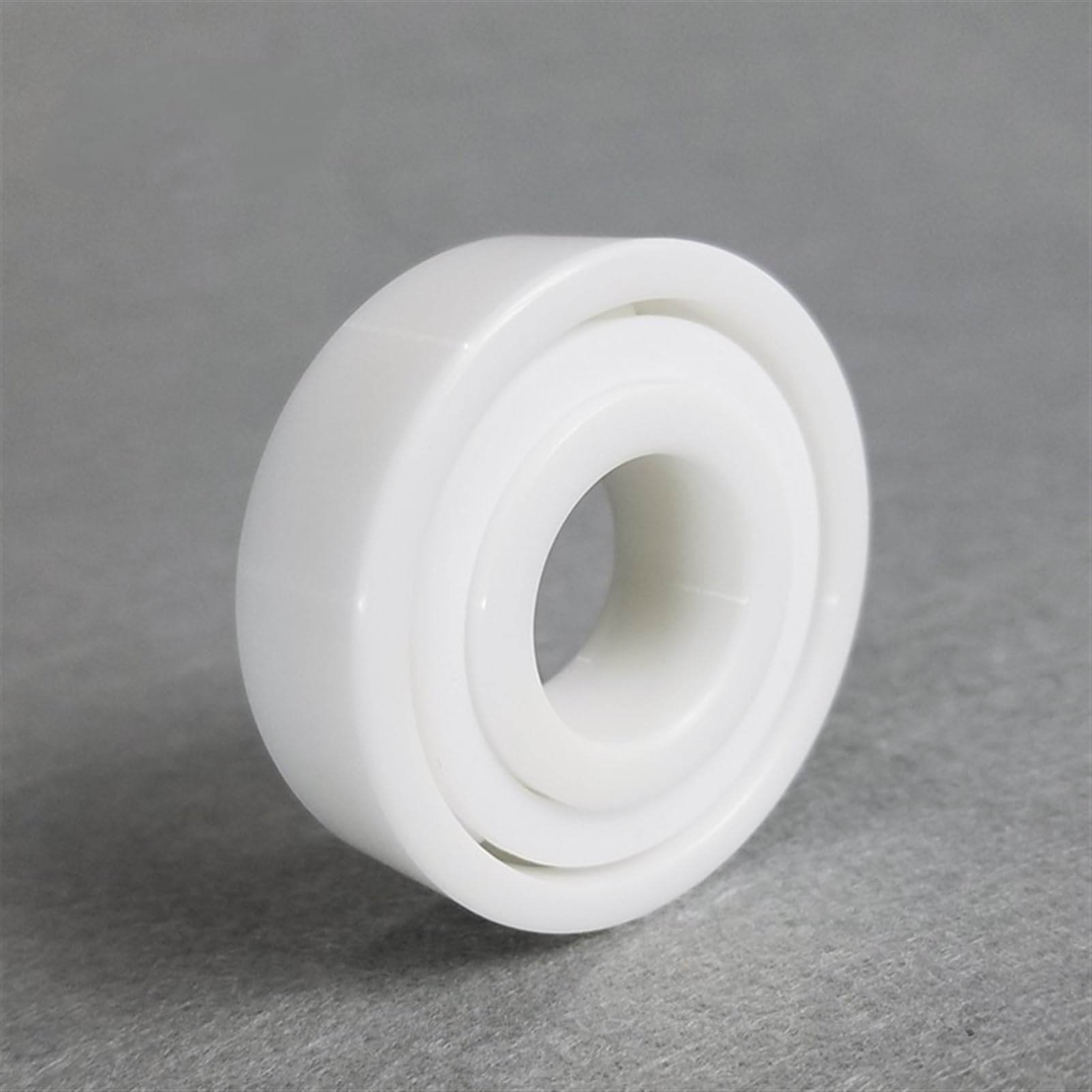 Cuscinetti a sfere a gola profonda Cuscinetti interamente in ceramica Cuscinetti a sfere in zirconio ZrO2 Girano senza problemi senza olio 6008 CE dimensioni 40x68x15mm