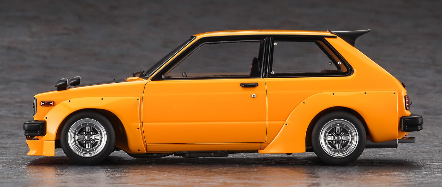 Amazon.co.jp: Hasegawa 20819 1/24 Toyota Starlet KP61 S (3 Doors
