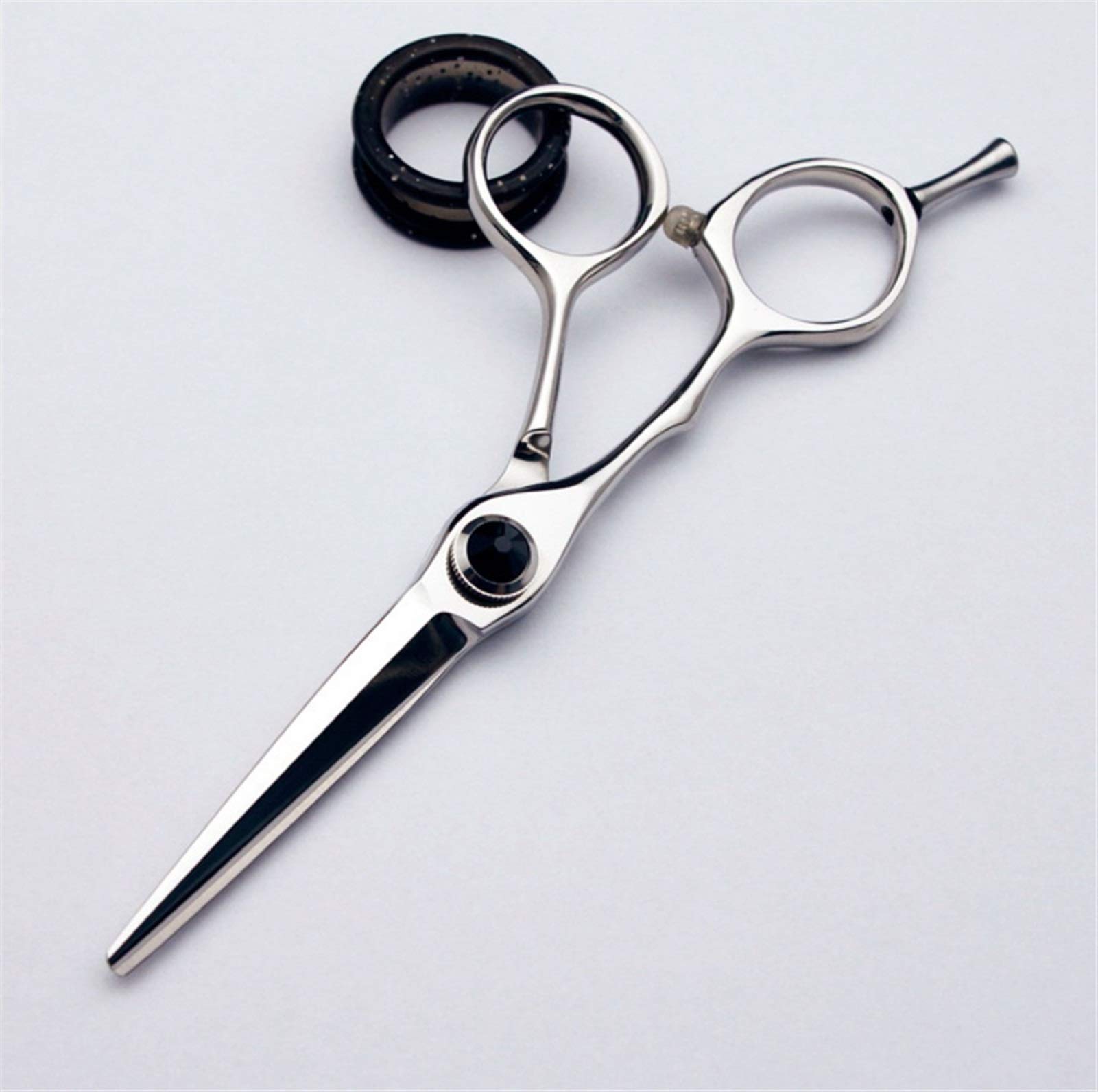 Ciseaux de coiffure main gauche idéals pour créer des dégradés parfaits en salon de coiffure