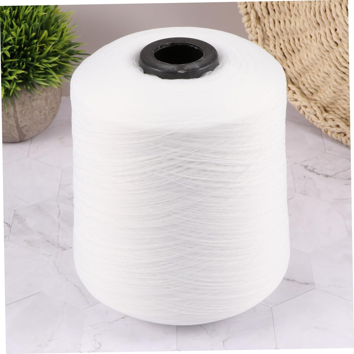 NUOBESTY Hilo De Coser Para Ropa y Pantalones, 2 Rollos Blancos 27400m 150d, Hilo De Coser Resistente Baja Elasticidad, Uso Costura y Bordado, Adecuado Para Hogar y Confección
