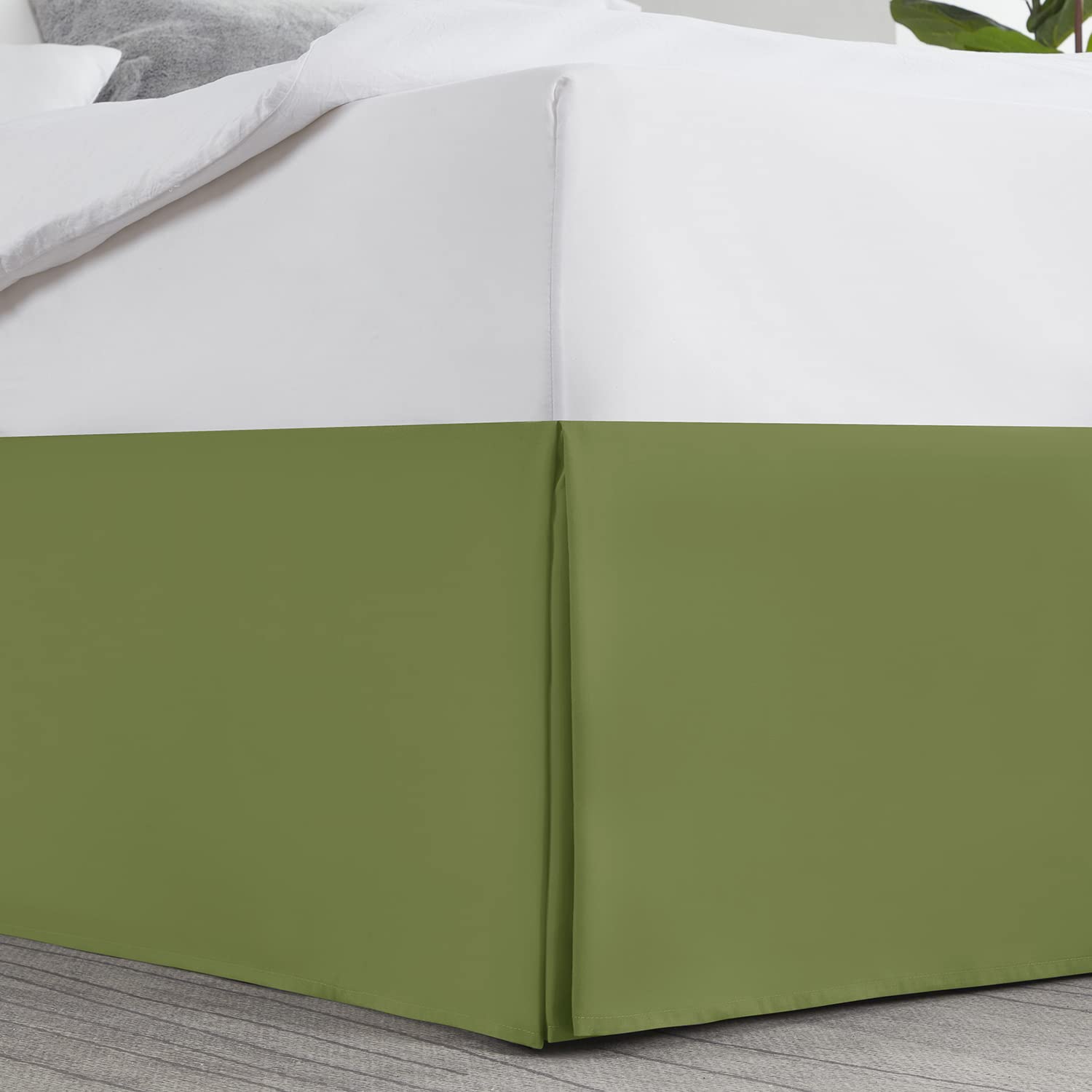 Nestl Calla Green Full XL Bed Skirt - Full XL Size Bed Skirt 14 Inch Drop - Brushed Microfiber Bed Skirts - Hotel Quality Pleated Bed Skirt - Shrinkage & Fade Resistant