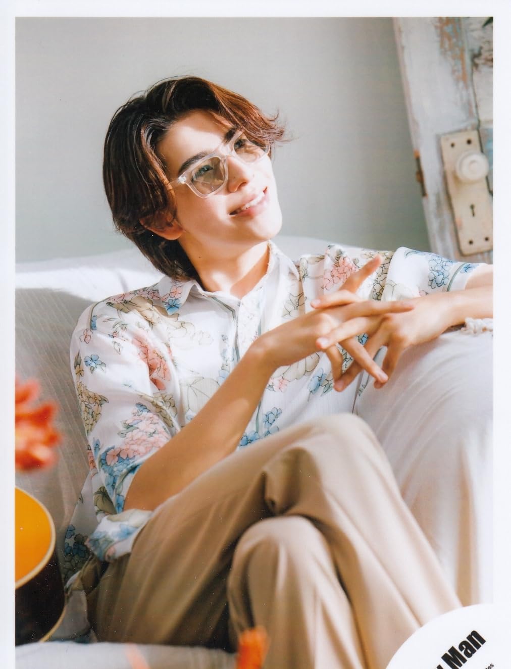 Amazon.co.jp: Snow Man 公式 生 写真（ラウール）SM01736
