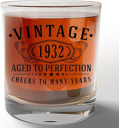 Miniatura 7 de Spotted Dog Company Vaso de whisky de 11 onzas con estampado vintage de 1934  Bourbon envejecido a la perfección  Regalos escoceses de cumpleaños 89