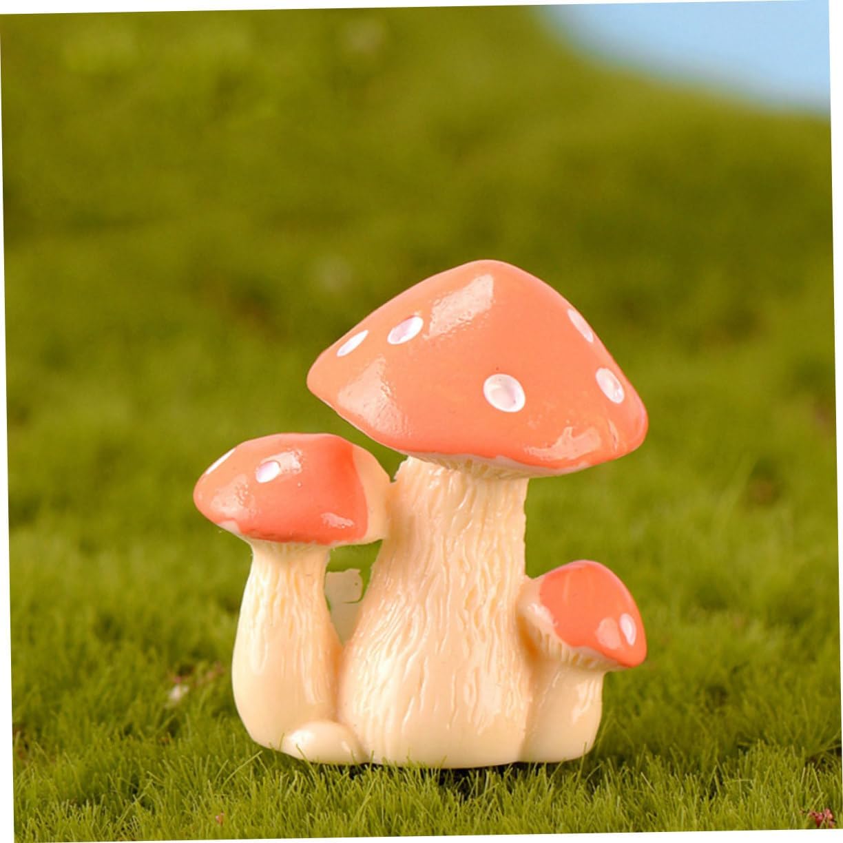 VANZACK 64pcs Miniature Mushroom Ornaments Mixed Style Resin Statues for Crafts Decorate Bonsai Vibrant Landscape Figures for Home and Holiday Displays