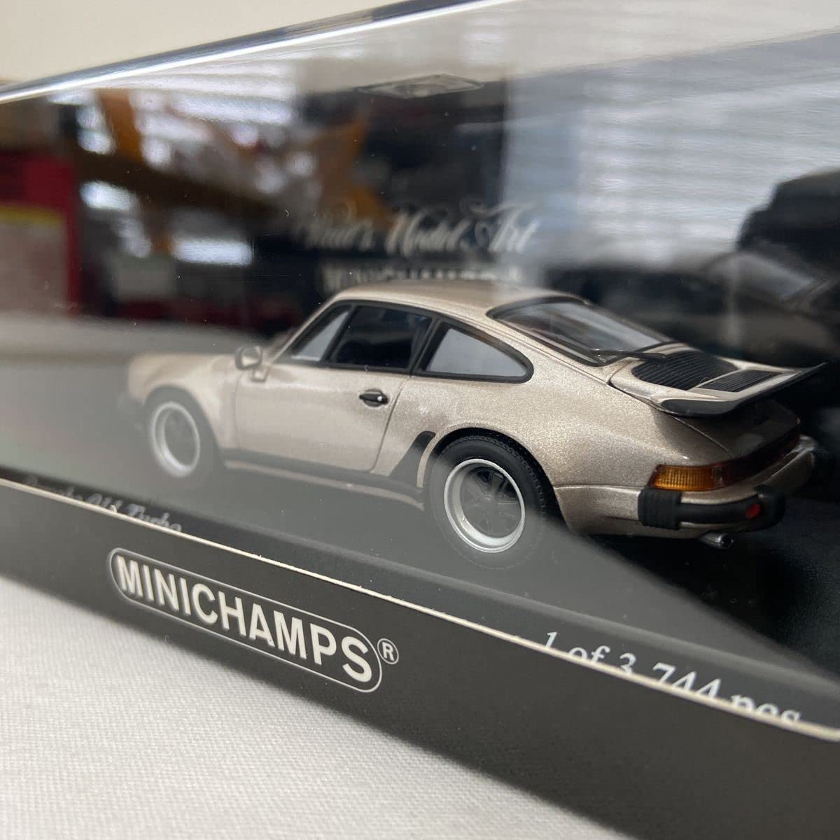 Amazon | MINICHAMPS 1/43 PORSCHE 911 Turbo 1977年 930型