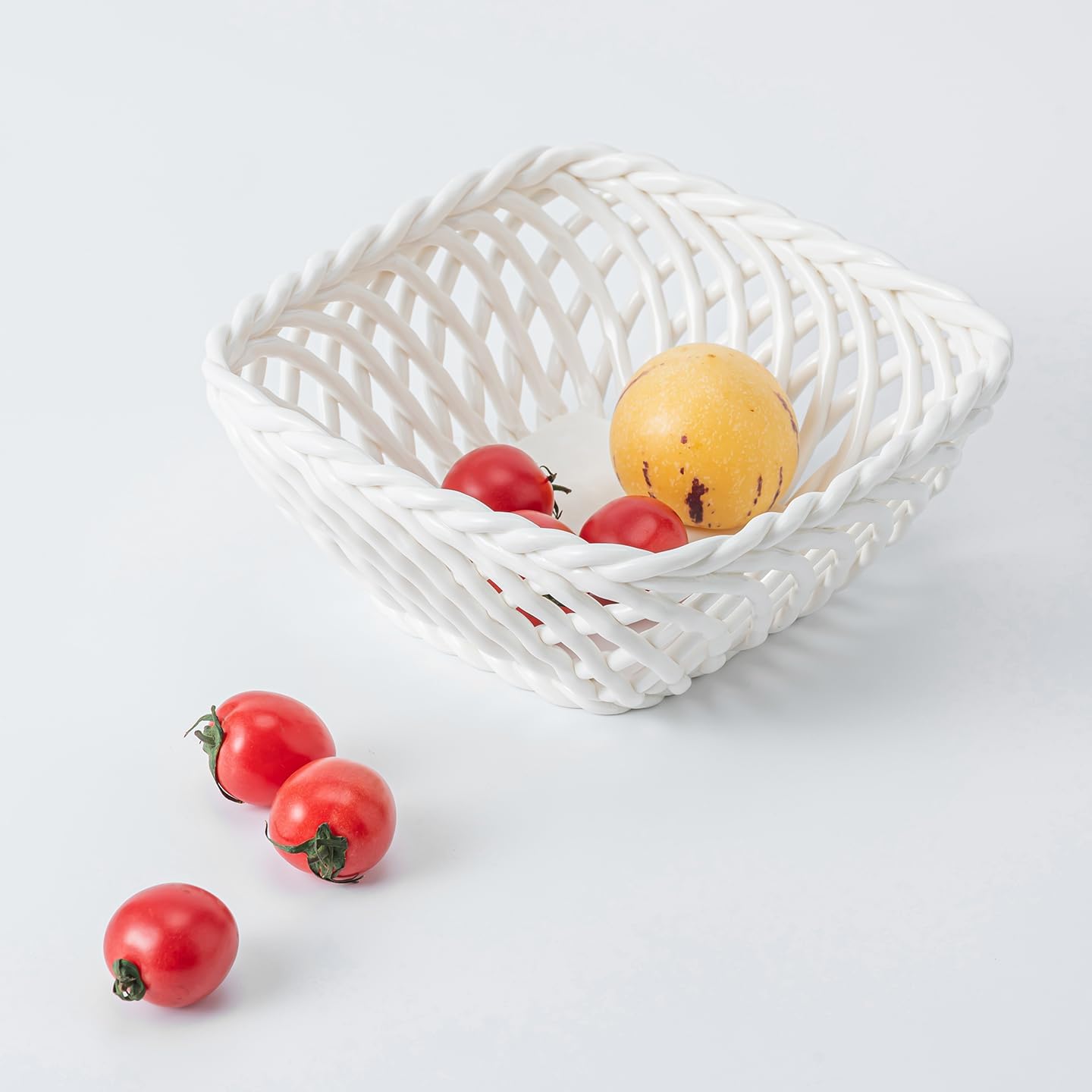 White Ceramic Lattice Decorative Bowls, Round/Square/Heart-shaped Woven Design, Home Decor Serving Baskets (Square)