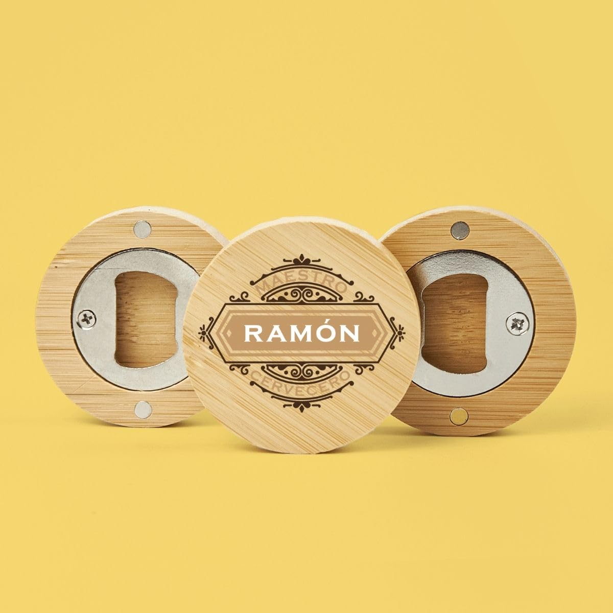 Abrebotellas Personalizado de Madera con Nombre Regalo Original Día del Padre Maestro Cervecero