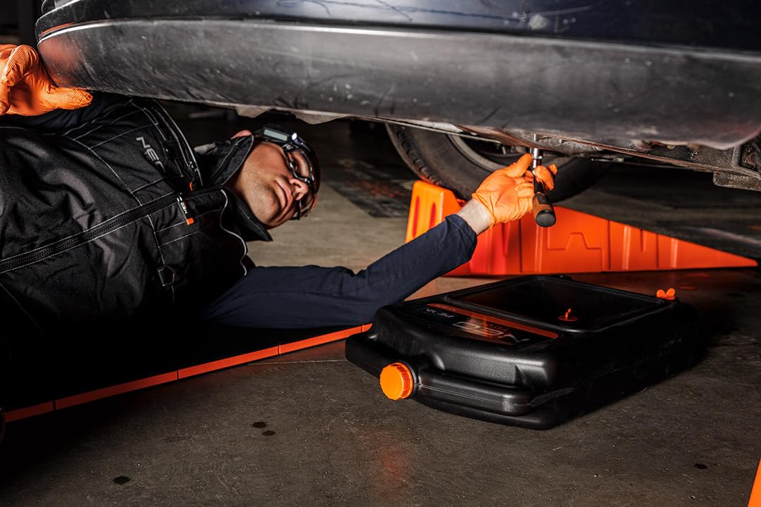 NEO TOOLS Ölwanne Mehrzweckwanne Öl-Auffangwanne für universellen Einsatz, praktische Abtropfmöglichkeit Öl-Auffangwanne Aus Polyethylen Mit Tragegriffen| 12-16l | Ölwechselkanister