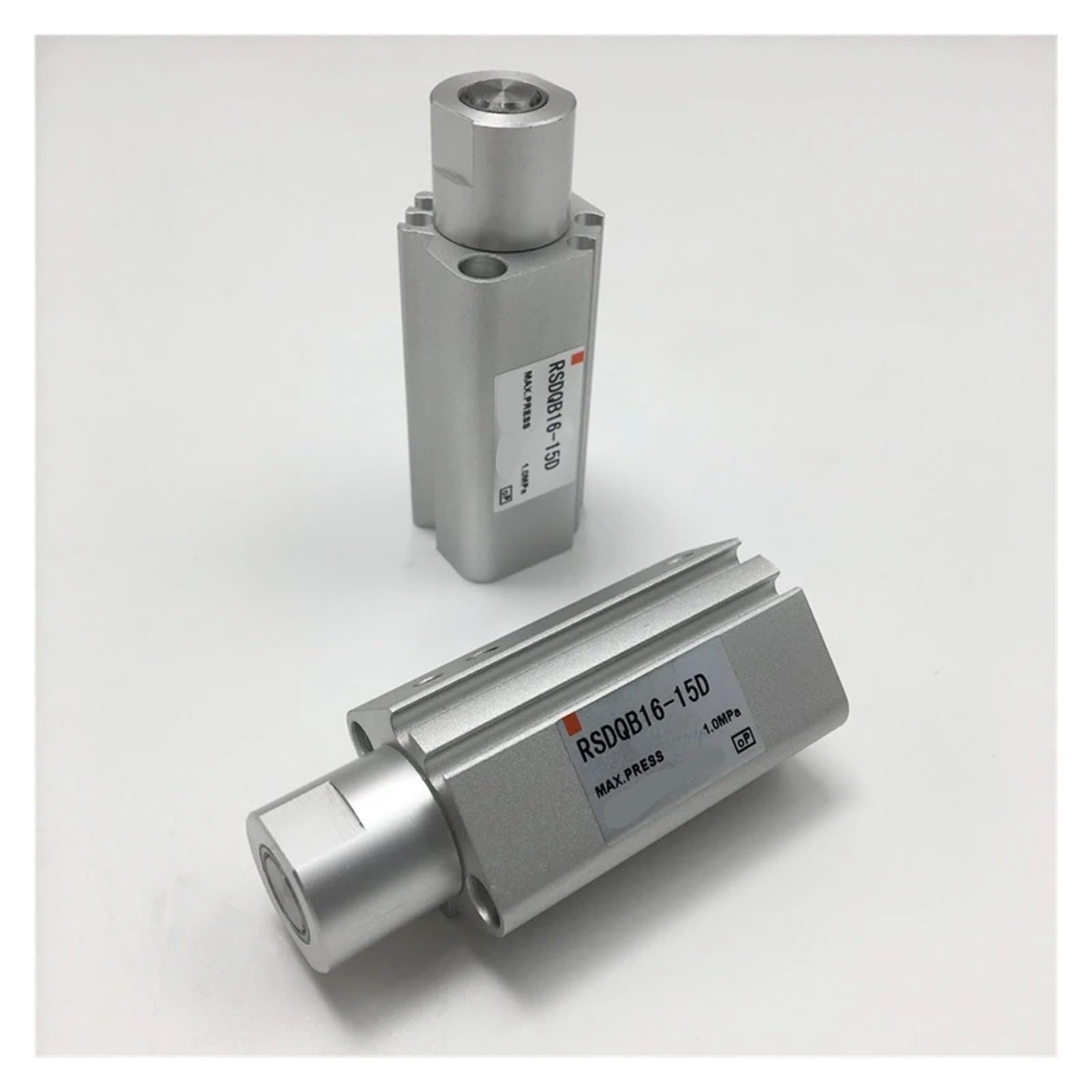 Cylindre de blocage pneumatique RSDQB16-15D pour stopper les charges de convoyeur