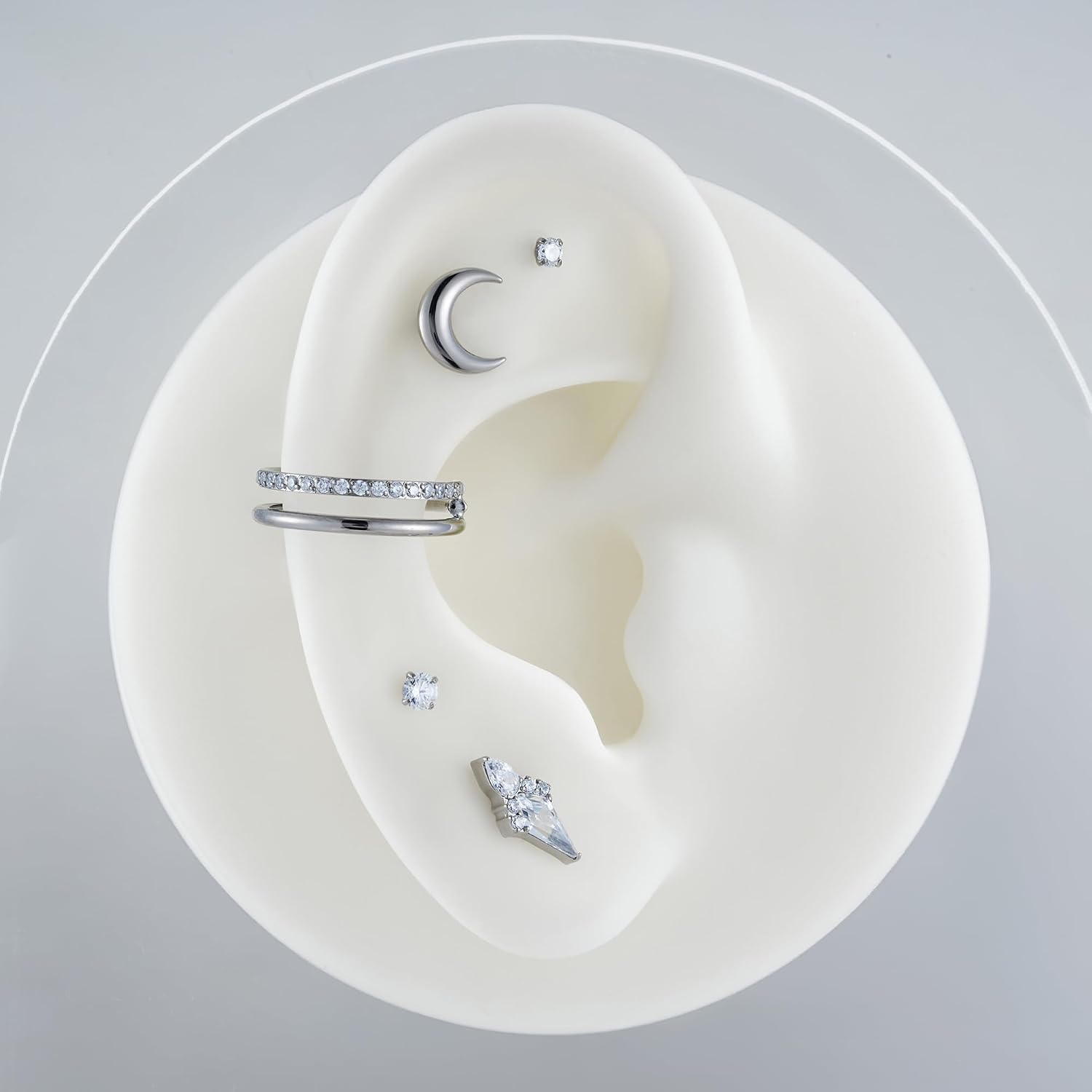 FINE4U ASTM F136 Titanium 16G 6mm 8mm Piercing Jewelry Stud for Conch Helix Flat Lobe - FlatBack Cartilage Earring Stud, Hypoallergenic Implant Grade Nickel Free Body Jewelry image 4
