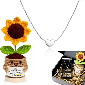 Kit Presente Feminino Colar Prata em Aço Inox Pingente de Coração + Porta Joias em Caixa Luxo Elegante + Girassol em Crochê Crochet Pronto Presentear Delicado Aniversário Dia das Mães Natal Namorados