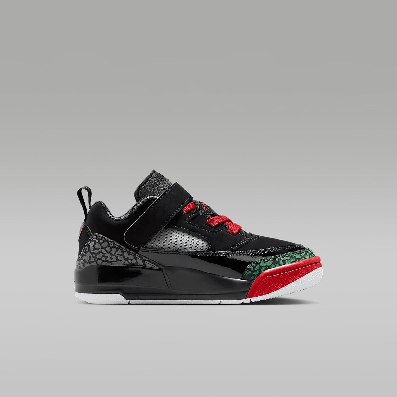 Nike Spizike Low Preschool Lifestyle Shoes (Black/Vasity Red/Classic Green/White) Size 2.5