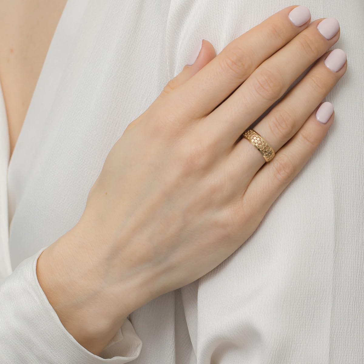 MARKO Goldring Damen 585 Echtgold 14K breiter Ring mit Blütenmuster
